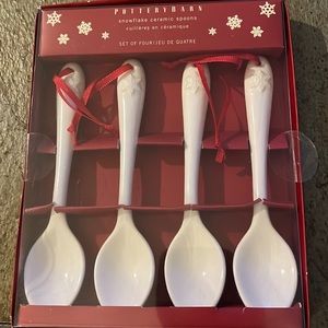 Pottery Barn set o4snowflake ceramic spoons new